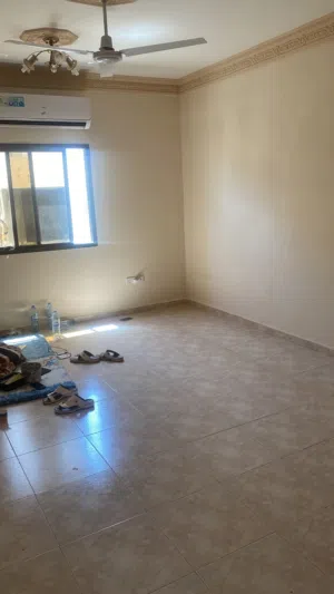 200 m2 2 Bedrooms Apartments for Rent in Muscat Al Khuwair