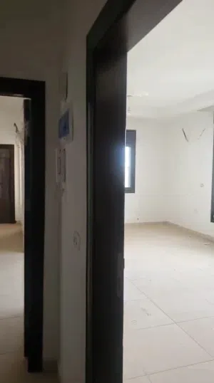 شقه للبيع في مرج الحمام