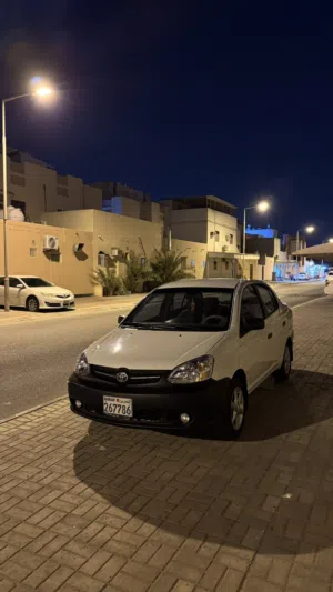 تويوتا ايكو 2005 للبيع