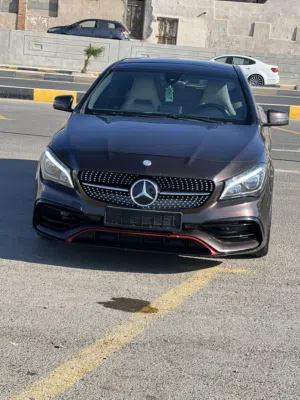 مرسيدي CLA موديل 2016Amg ماشيه 29ميل بحاله ممتازه جدا