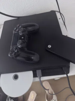 Playstation 4 slim/ jailbroken
