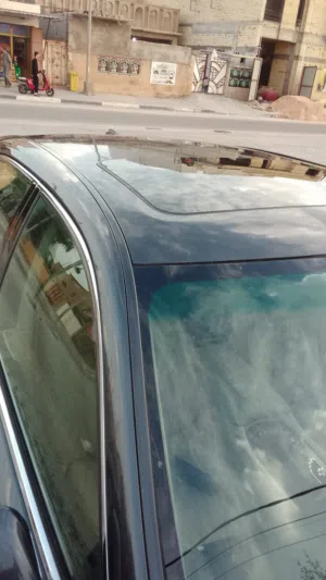 Used Lexus LS in Basra