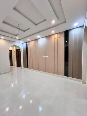 152 m2 5 Bedrooms Apartments for Sale in Jeddah Hai Al-Tayseer
