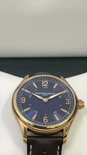 ساعة ذكية من فريدريك كونستانت  (Frederique Constant)