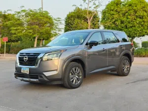 Used Nissan Pathfinder in Muscat