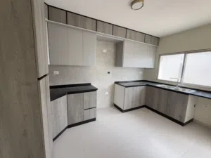 130 m2 2 Bedrooms Apartments for Sale in Amman Marj El Hamam