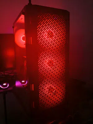 تجميعة العاب استعمال نظيف بكرت شاشه RTX 4060 ومعالج جيل 12 i5 12400 تشغل جميع الالعاب الحديثه