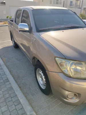Used Toyota Hilux in Abu Dhabi