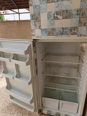 ثلاجه للبيع اقره التفاصيل