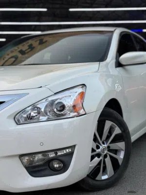 Used Nissan Altima in Ajman