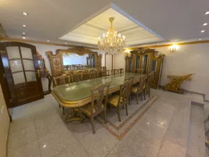 750 m2 More than 6 bedrooms Villa for Rent in Baghdad Harthiya