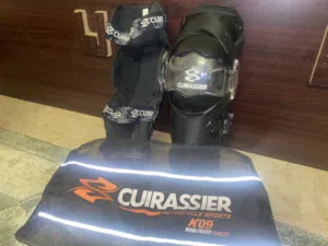 واقيات الركبة والساق للدراجات النارية من نوع Cuirassier K09.