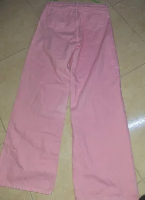 بنطلون جينز نسائي  واسع مقاس L شبه جديد