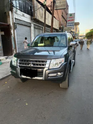 Used Mitsubishi Pajero in Sana'a