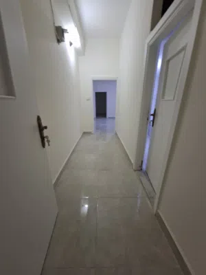 مكاتب شقق تجارية العبدلي مجدده بالكامل مرخص تجاري خدمات