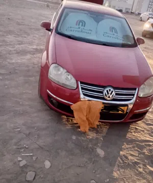 السياره بحاله ممتازه