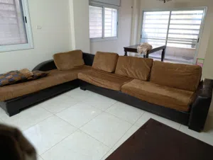 طقم كورنر وطاولة سفرة ووسط وخزانة