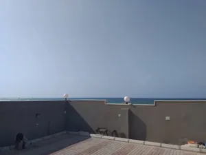 1 Bedroom . One Bathroom . 120 m20
