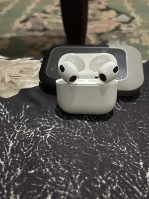 سماعة ابل الوكالة الجيل الثالث ايربودز 3