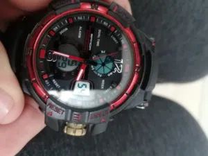 ساعة Sanda أصلية بحالة ممتازة مقاومة للماء  ساعة Sanda أصلية بحالة ممتازة مقاومة للماء  ساعة Sanda أ