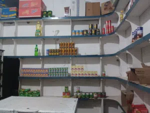 بقاله للبيع في الزريقي بجانب الموزعين