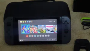 نيتندو سويتش بحالة ممتازة بلاك اديشن