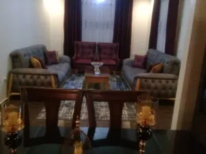 كنب غرفة ضيوف مع سفره تفصيل موديل تركي