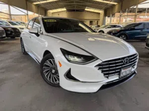 Hyundai Sonata Hybrid 2022 2021. 10300 السعرة حرة مجمرك يبدا من 16200
