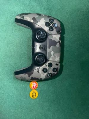 Sony Ps5 controller Army colour.