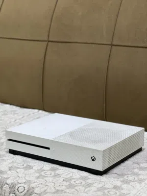 اكس بوكس ون نضيف90/100
