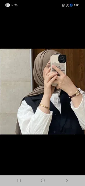 شيري الحسيني 