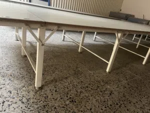 ميز فصال للبيع