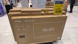 تلفزيون TCL استخدام 3 شهور فقط مطلوب 60 ريال