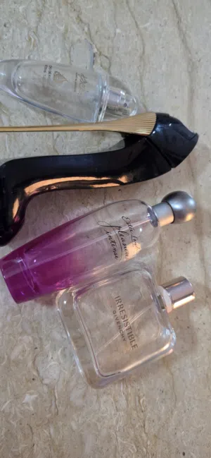 علب عطور فارغه للبيع