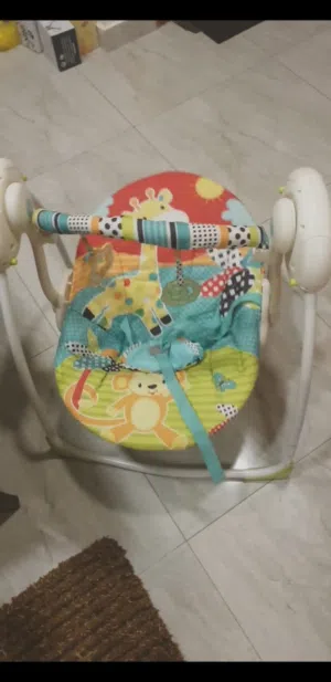 مستلزمات اطفال للبيع وكراسي طفل