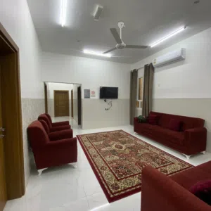شقة مفروشة للإيجار اليومي في الجبل الأخضر  Furnished apartment for daily rent in Jabal Al Akhdar