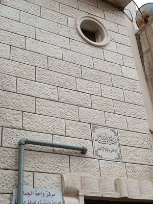 ‏٣ غرف نوم ‏.‏ ٣ حمّامات ‏.‏ 180 م٢‏2
