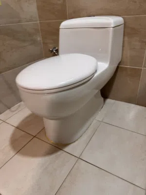 للبيع طقم صحي أكواسان ( مستعمل )