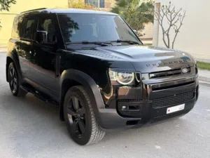 2023 Land Rover Defender 110 SE P300