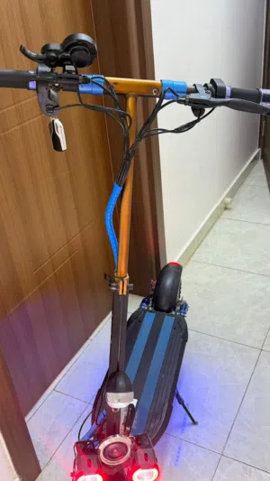 سكوتر نضيف للبيع