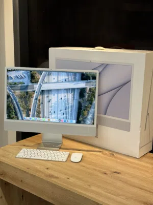 iMac 2021. 24-inch. M1-Chip. 8 RAM. 256 SSD