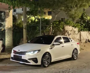 KIA K5 2018 نظيفة وبحالة ممتازة