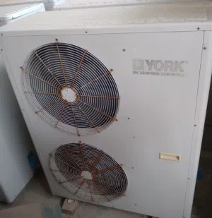 مكيف يورك 5 طن بحالة جيده جدا York air conditioner 5 tons in very good condition
