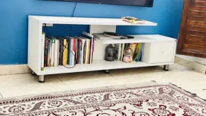 مكتبة تلفزيون ترابيزة تلفزيون