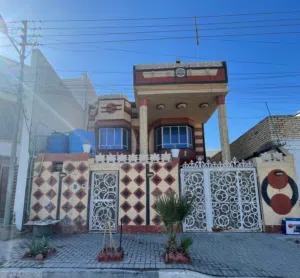 بيت في حي الجامعة طابقين للبيع