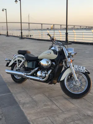 هوندا شادو