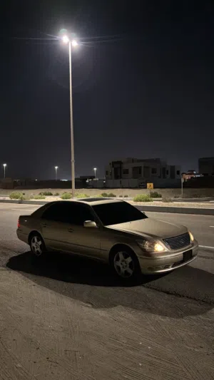 Used Lexus LS in Abu Dhabi