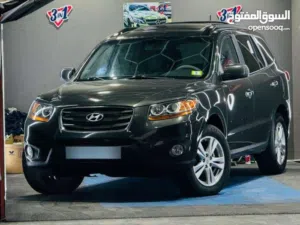 Used Hyundai Santa Fe in Tripoli