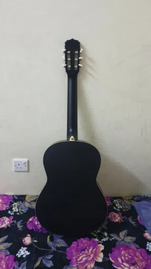 it a vary good classical guitar