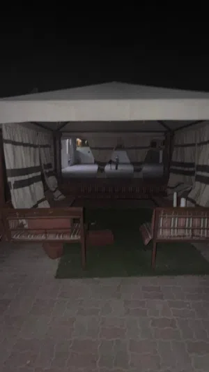 مظله يديده و نظيفه